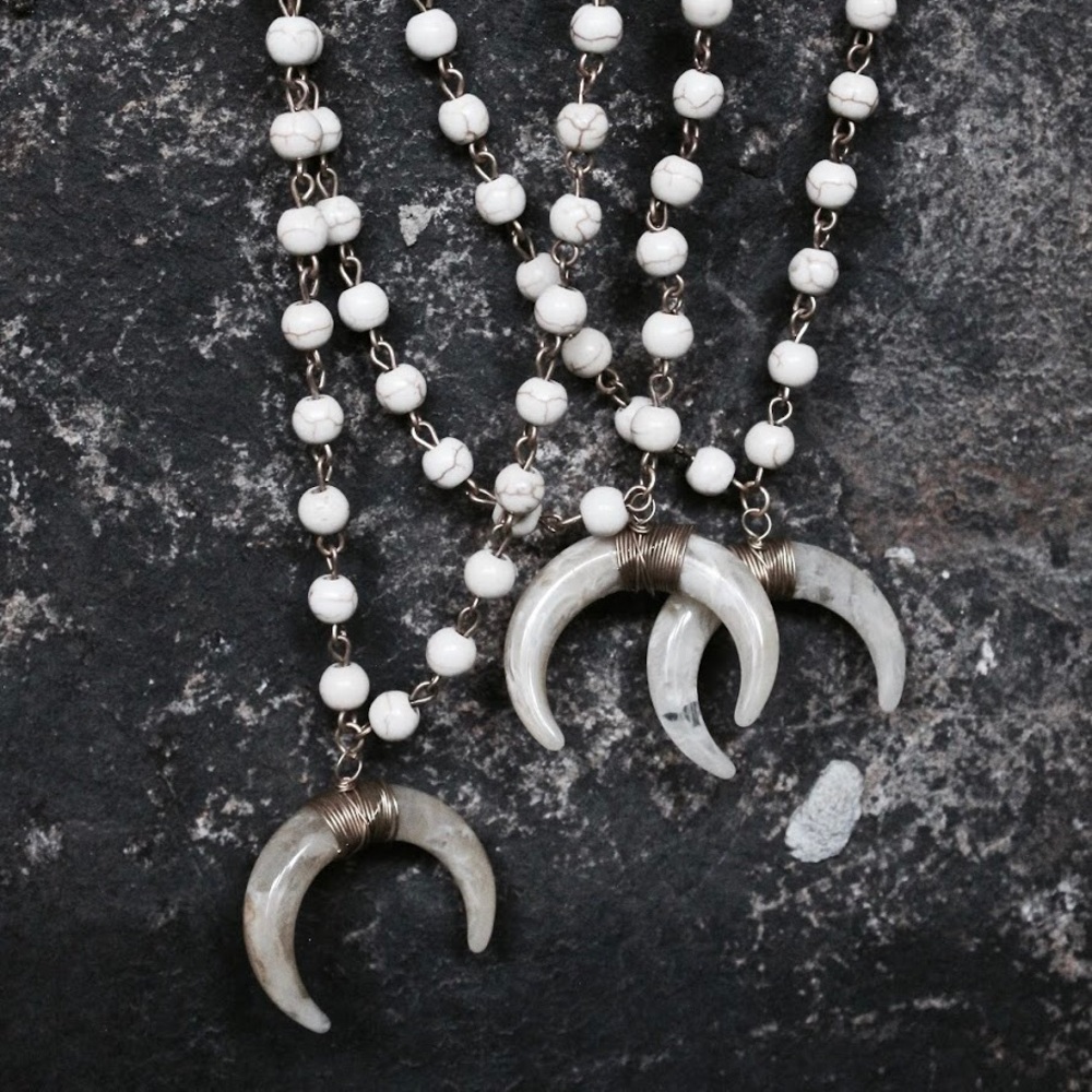 Boho Horn Pendant Necklace